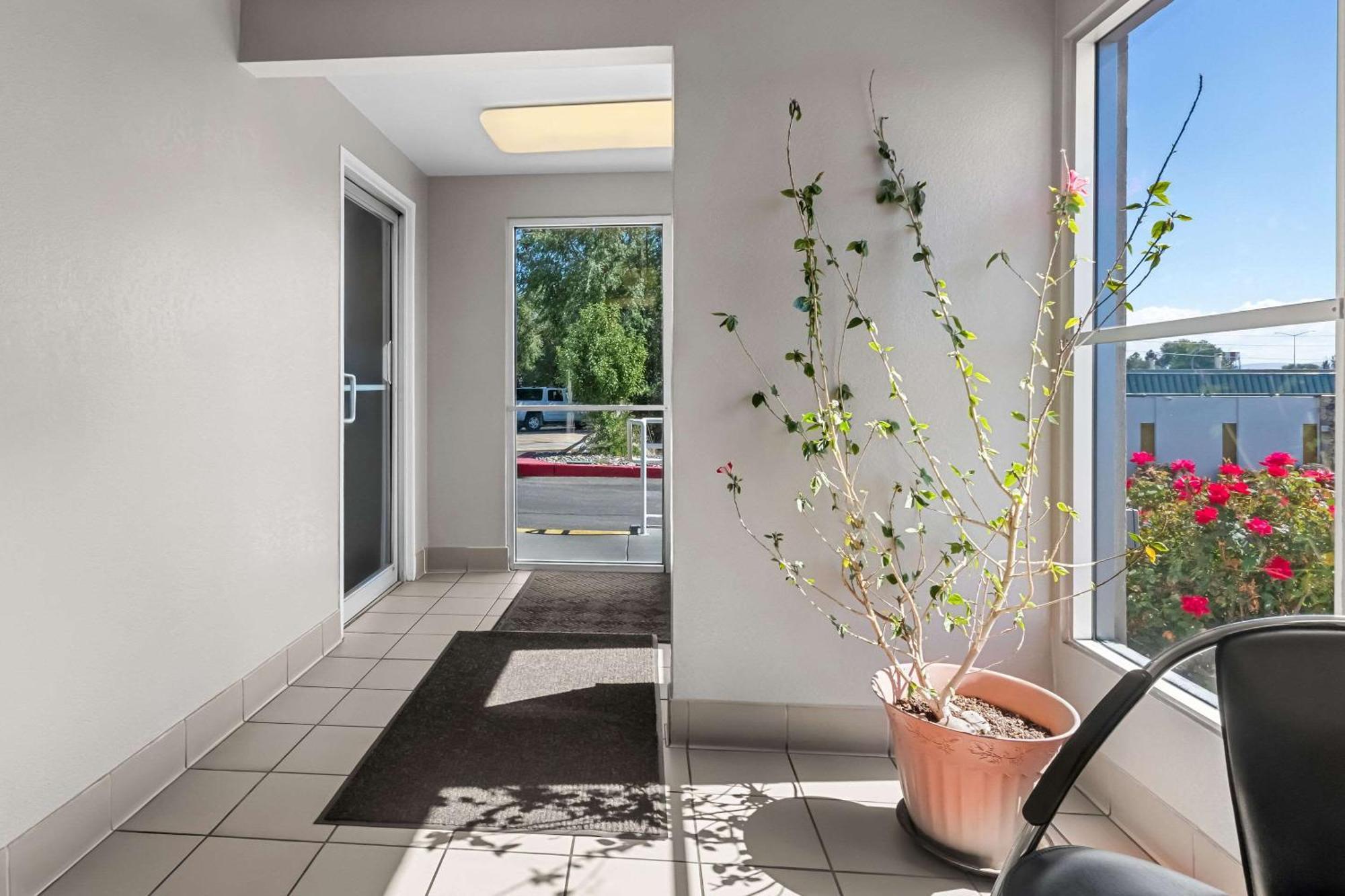 Econo Lodge Idaho Falls Dış mekan fotoğraf